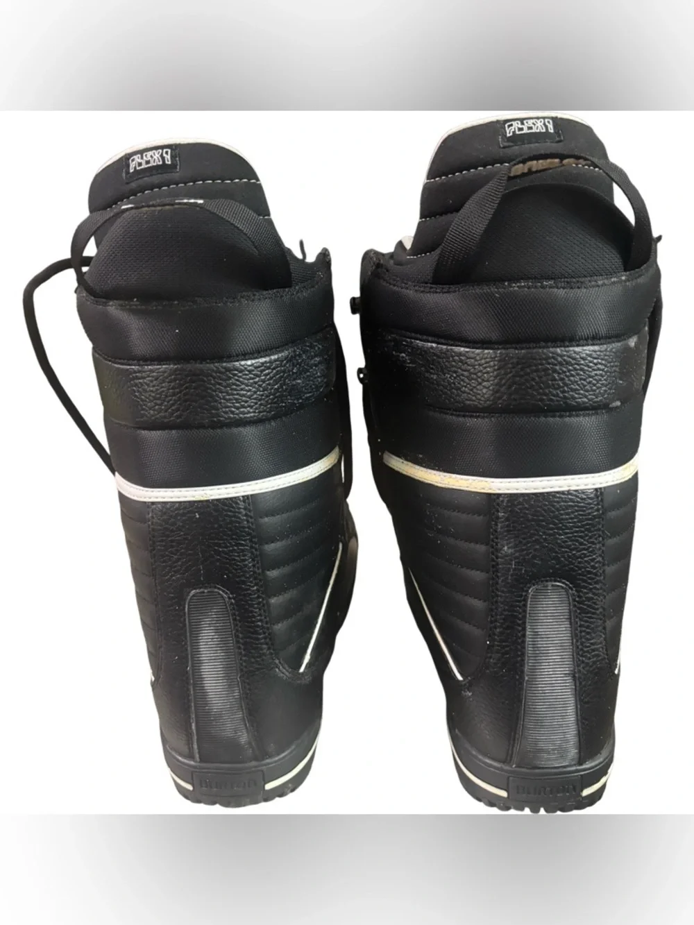 Burton excellent preowned